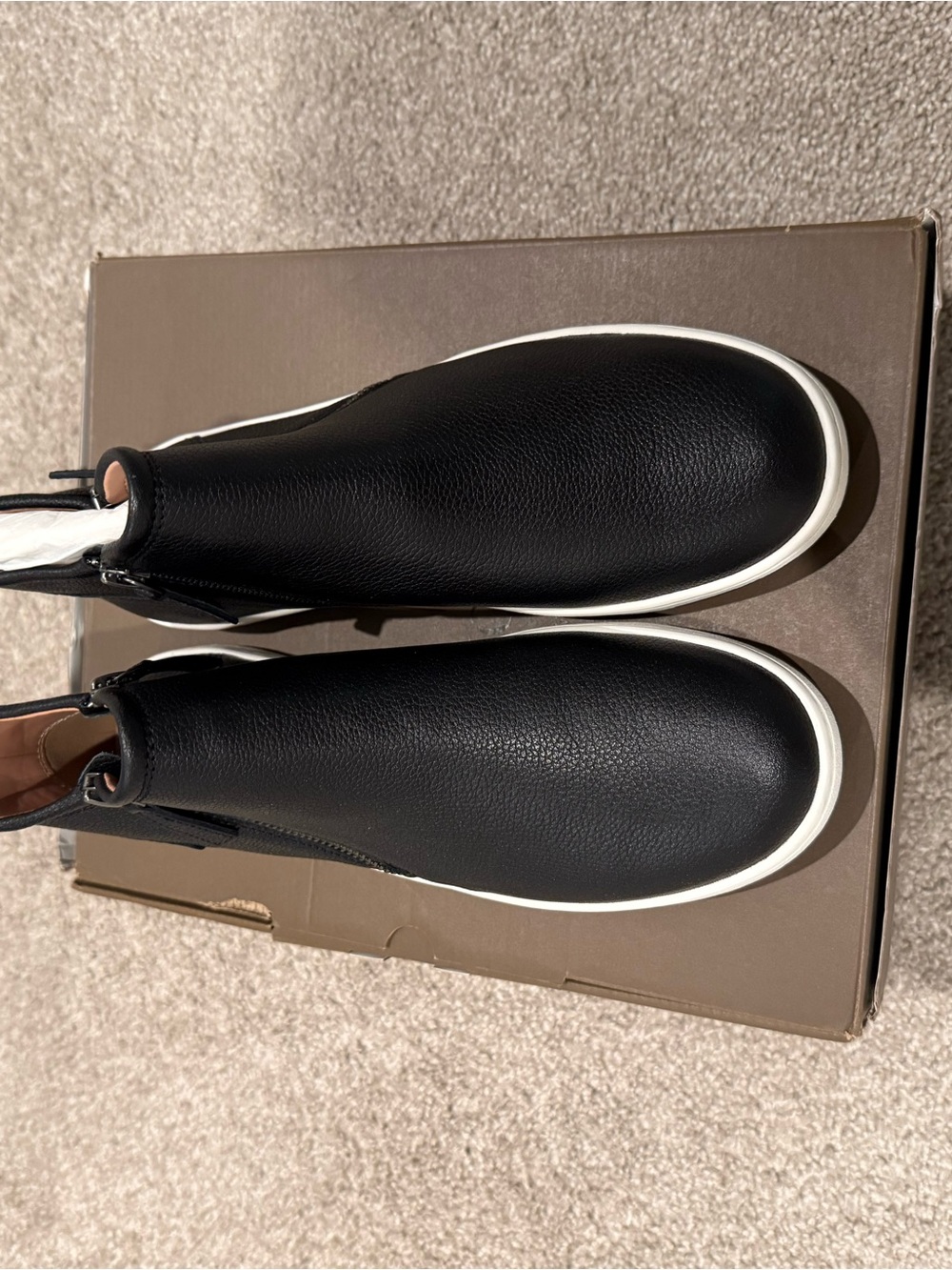 Paolo Black Women's Sneakers with White Sole